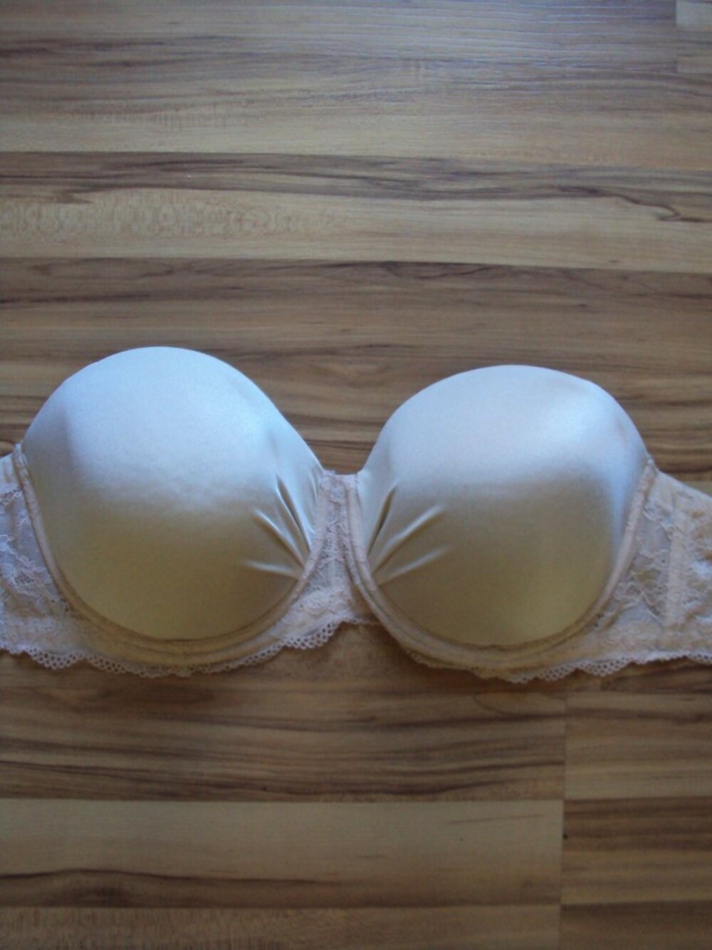 SOUTIEN GORGE SANS BRETELLE DÉESSE 40DD